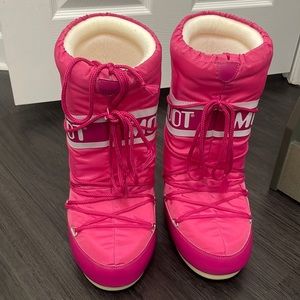Moon Boot - Neon Pink - Size 35/38